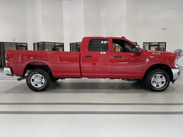 2024 RAM Ram 2500 RAM 2500 TRADESMAN CREW CAB 4X4 8 BOX