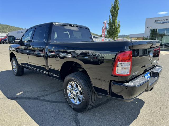 2023 RAM 2500 Big Horn Crew Cab 4x4 64 Box