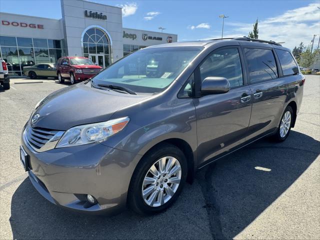 2017 Toyota Sienna XLE 7 Passenger