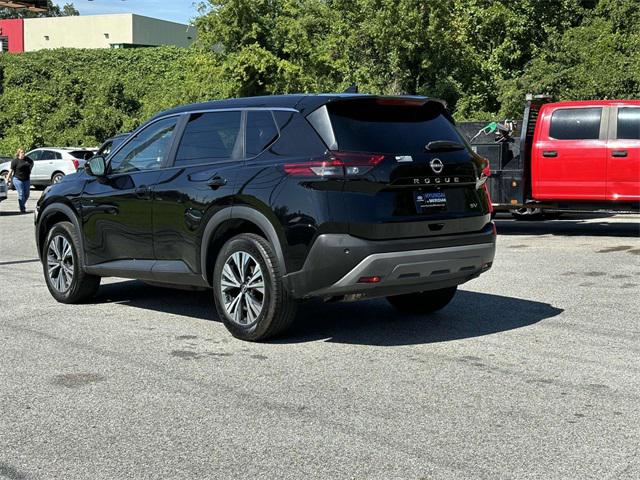 2022 Nissan Rogue SV FWD