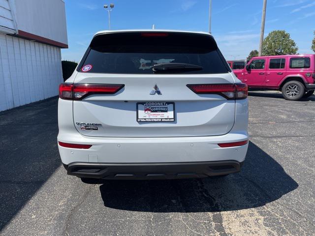 2024 Mitsubishi Outlander ES 2.5 2WD