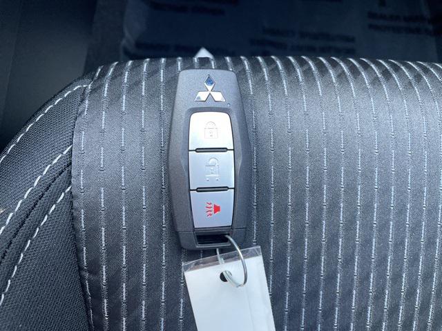 2024 Mitsubishi Outlander ES 2.5 2WD