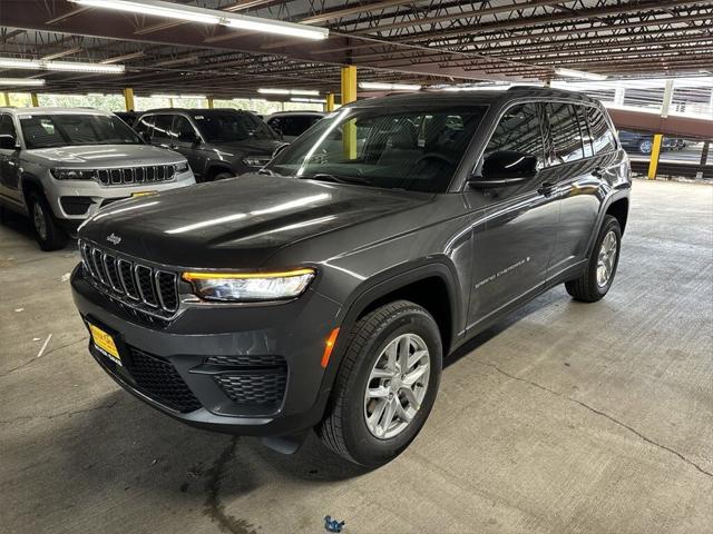 2024 Jeep Grand Cherokee GRAND CHEROKEE LAREDO X 4X2