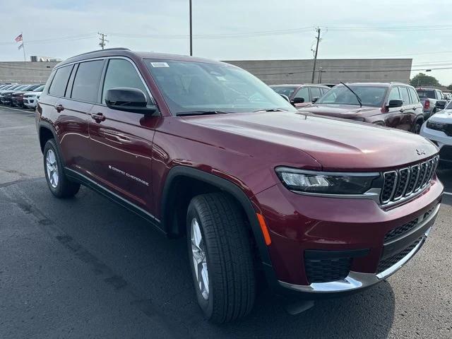 2024 Jeep Grand Cherokee GRAND CHEROKEE L LAREDO X 4X4