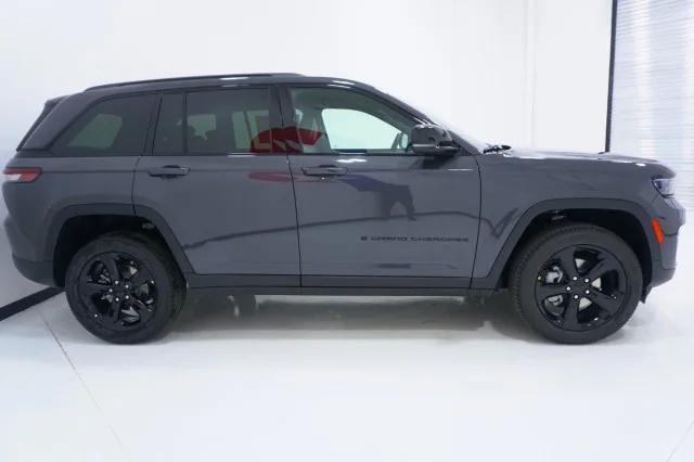 2024 Jeep Grand Cherokee GRAND CHEROKEE LIMITED 4X2