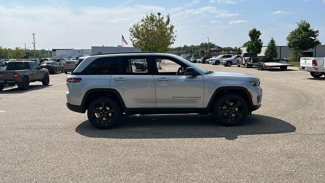 2024 Jeep Grand Cherokee GRAND CHEROKEE LIMITED 4X4