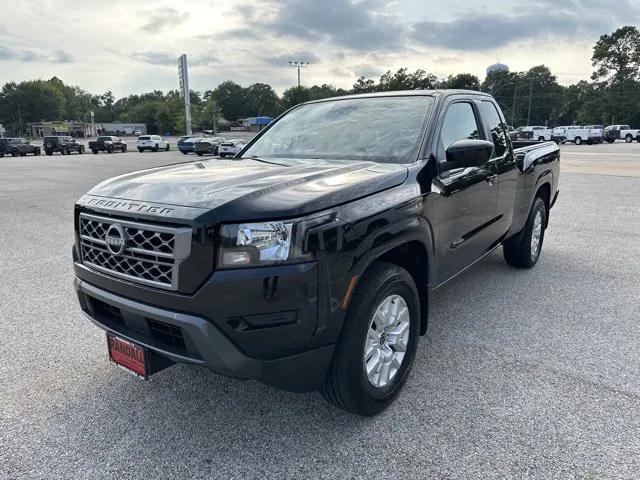 2022 Nissan Frontier King Cab SV 4x2