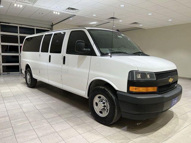 2023 Chevrolet Express Passenger RWD 3500 Extended Wheelbase LS