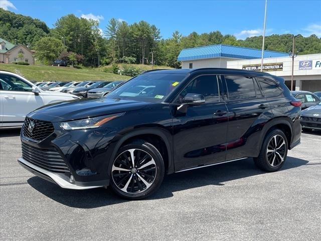 2022 Toyota Highlander XSE