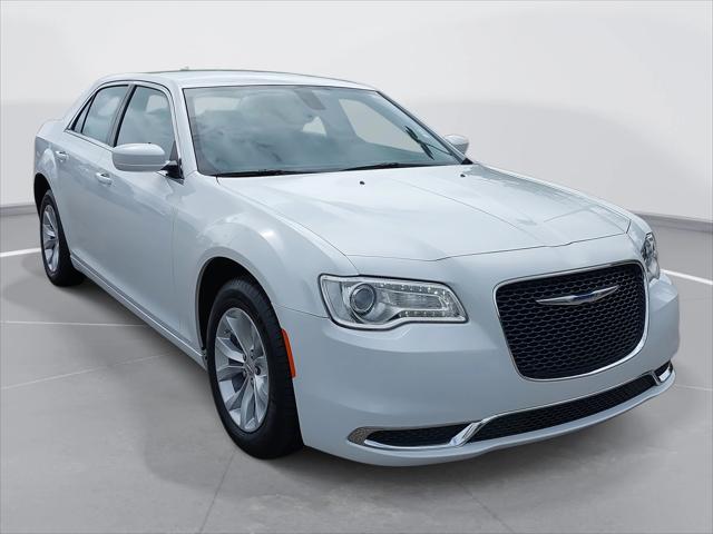 2023 Chrysler 300 Touring