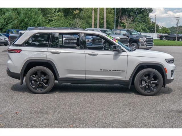 2024 Jeep Grand Cherokee Altitude 4x4