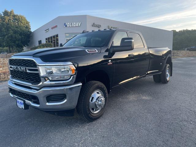 2024 RAM Ram 3500 RAM 3500 TRADESMAN CREW CAB 4X4 8 BOX