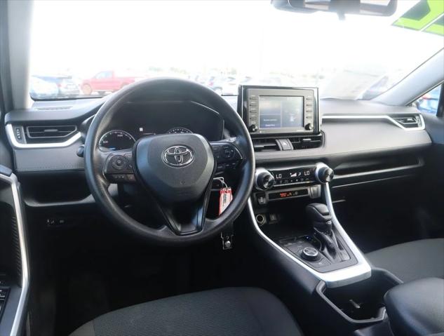 2022 Toyota RAV4 Hybrid LE