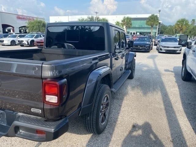 2022 Jeep Gladiator Overland 4x4