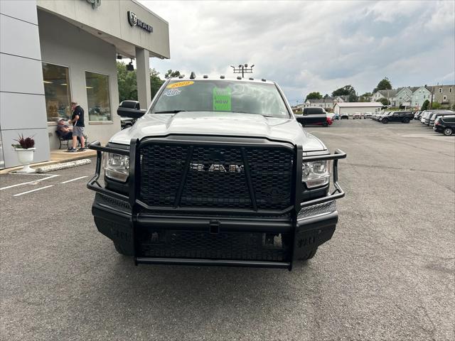 2022 RAM 2500 Tradesman Crew Cab 4x4 8 Box