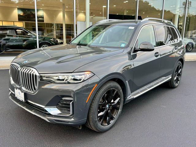 2021 BMW X7