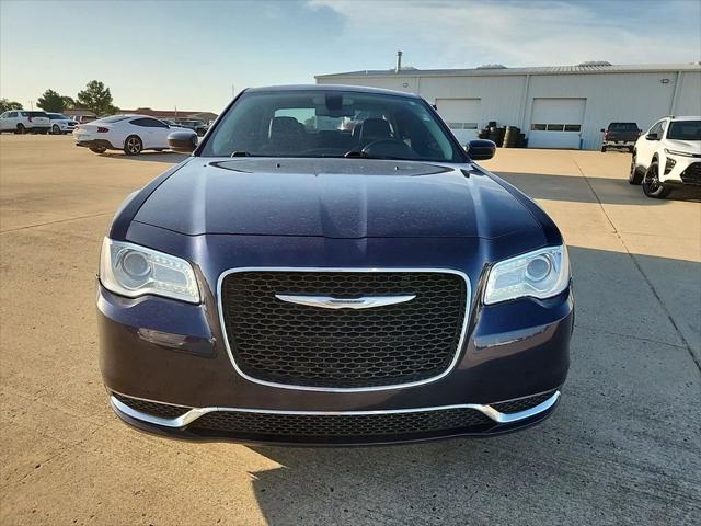 2017 Chrysler 300 Limited