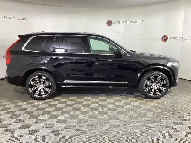 2025 Volvo XC90 Plug-In Hybrid T8 Plus 6-Seater