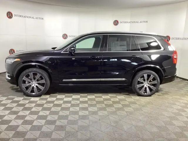 2025 Volvo XC90 Plug-In Hybrid T8 Plus 6-Seater