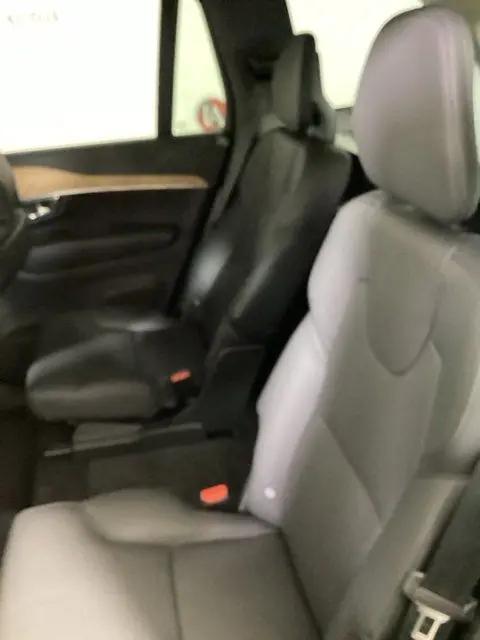 2025 Volvo XC90 Plug-In Hybrid T8 Plus 6-Seater