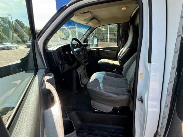 2012 Chevrolet Express Cutaway Work Van