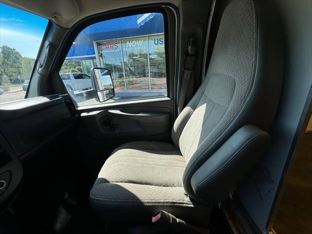 2012 Chevrolet Express Cutaway Work Van