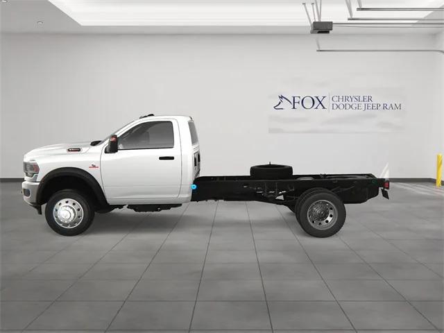 2024 RAM Ram 5500 Chassis Cab RAM 5500 TRADESMAN CHASSIS REGULAR CAB 4X4 84 CA 2024 RAM Ram 5500 Chassis Cab RAM 5500 TRADESMAN CHASSIS REGULAR CAB 4X4 84 CA