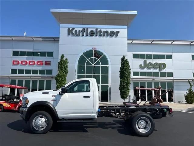 2024 RAM Ram 5500 Chassis Cab RAM 5500 TRADESMAN CHASSIS REGULAR CAB 4X4 60 CA