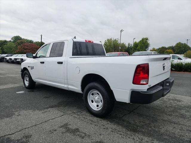 2024 RAM Ram 1500 Classic RAM 1500 CLASSIC TRADESMAN CREW CAB 4X4 64 BOX