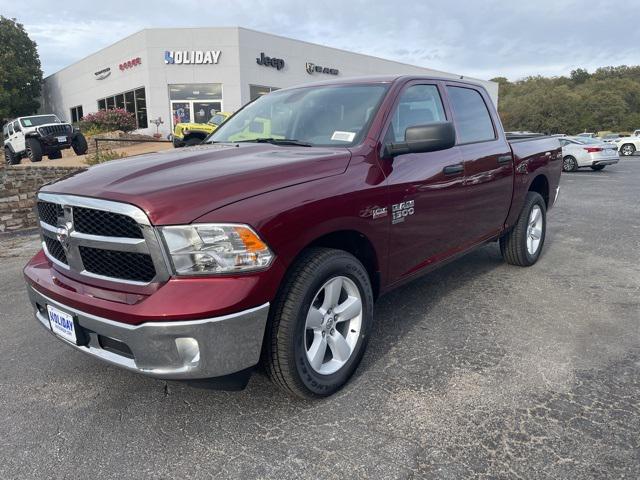 2024 RAM Ram 1500 Classic RAM 1500 CLASSIC TRADESMAN CREW CAB 4X4 57 BOX