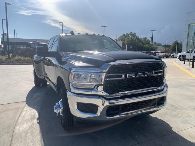 2024 RAM Ram 3500 RAM 3500 TRADESMAN CREW CAB 4X4 8 BOX