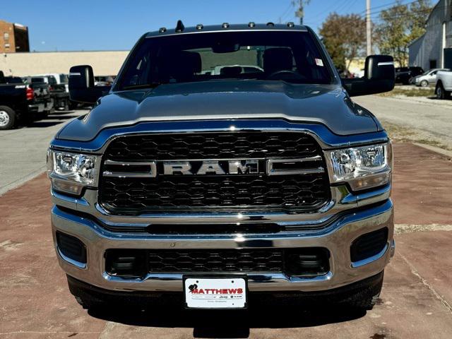 2024 RAM Ram 3500 RAM 3500 TRADESMAN CREW CAB 4X4 8 BOX