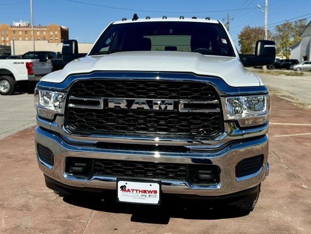 2024 RAM Ram 3500 RAM 3500 TRADESMAN CREW CAB 4X4 8 BOX