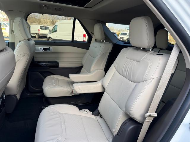 2023 Ford Explorer Platinum