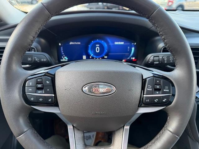 2023 Ford Explorer Platinum