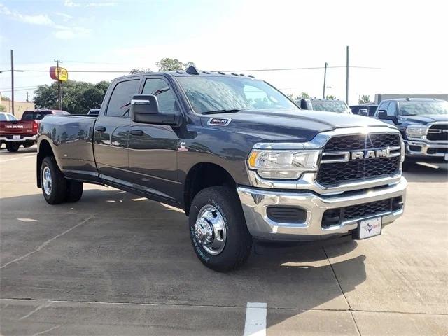 2024 RAM Ram 3500 RAM 3500 TRADESMAN CREW CAB 4X4 8 BOX