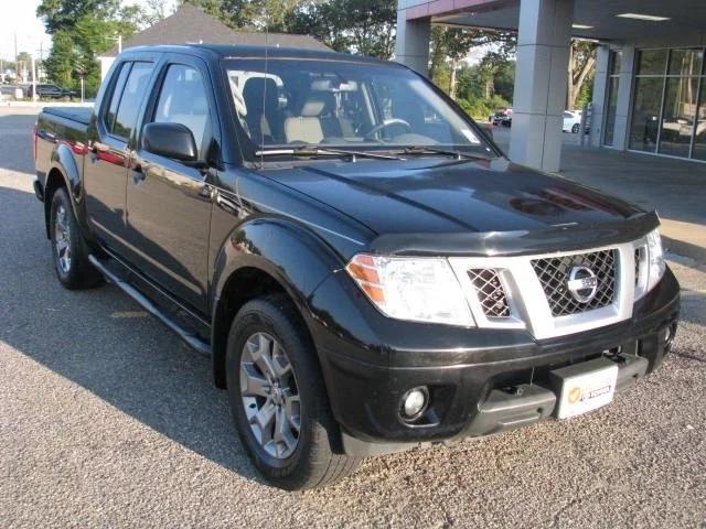 2021 Nissan Frontier Crew Cab SV 4x4