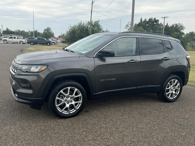 2022 Jeep Compass Latitude Lux 4x4