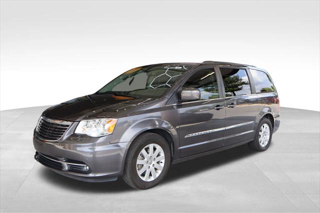 2016 Chrysler Town and Country Touring