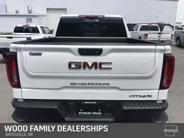 2023 GMC Sierra 1500 4WD Crew Cab Short Box AT4X