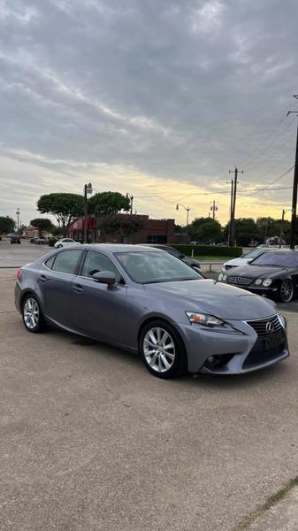 2016 Lexus IS 200t IS 200t Sedan 4D