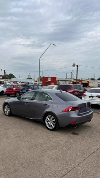 2016 Lexus IS 200t IS 200t Sedan 4D