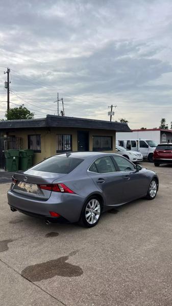 2016 Lexus IS 200t IS 200t Sedan 4D