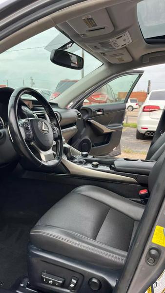 2016 Lexus IS 200t IS 200t Sedan 4D