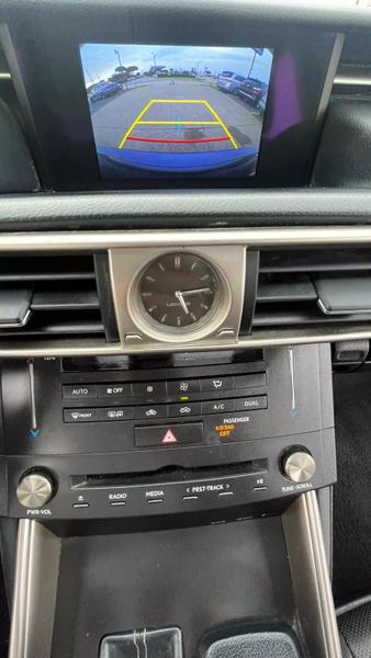 2016 Lexus IS 200t IS 200t Sedan 4D