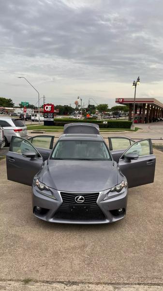 2016 Lexus IS 200t IS 200t Sedan 4D