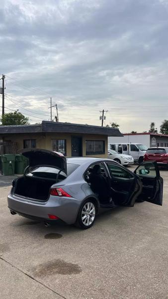 2016 Lexus IS 200t IS 200t Sedan 4D