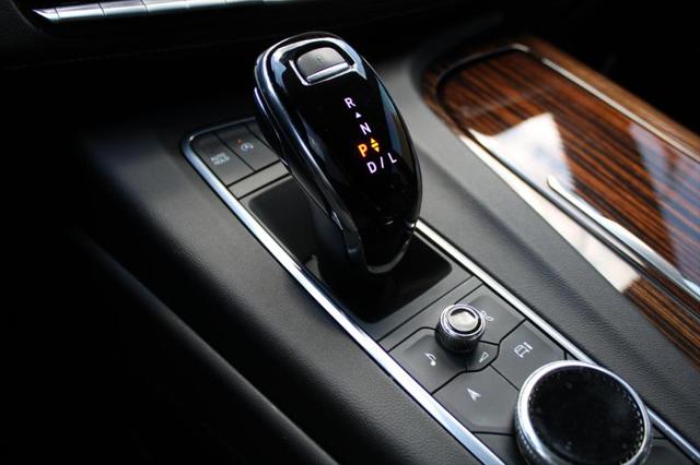 2021 Cadillac Escalade 4WD Premium Luxury