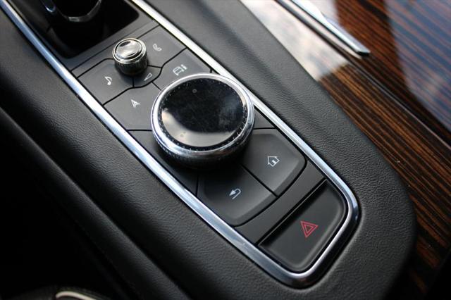 2021 Cadillac Escalade 4WD Premium Luxury