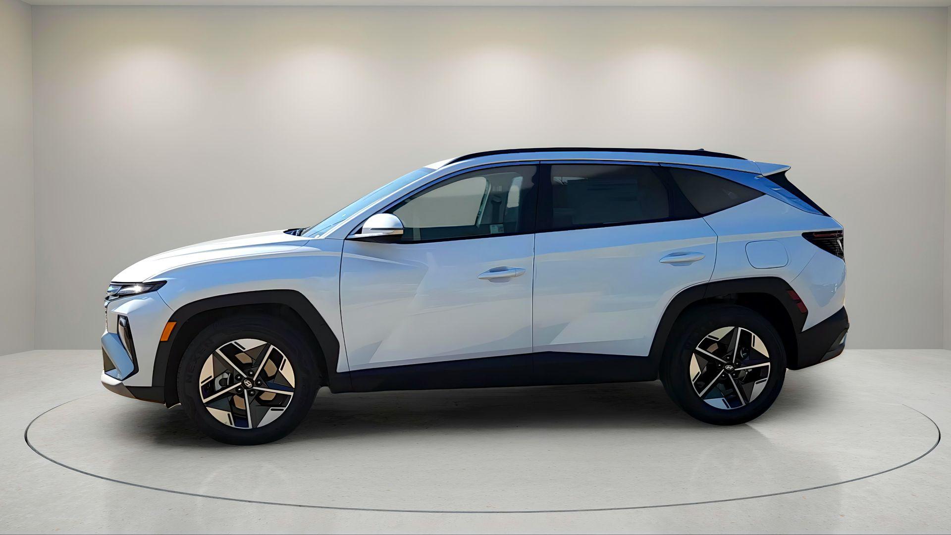 2025 Hyundai Tucson SEL Convenience - Photo 4